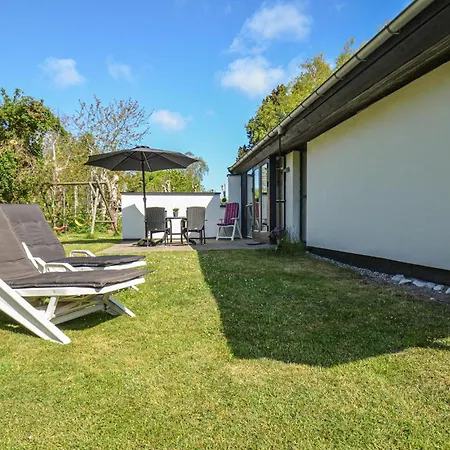 Amazing Home In Ebeltoft With Sauna * Ebeltoft