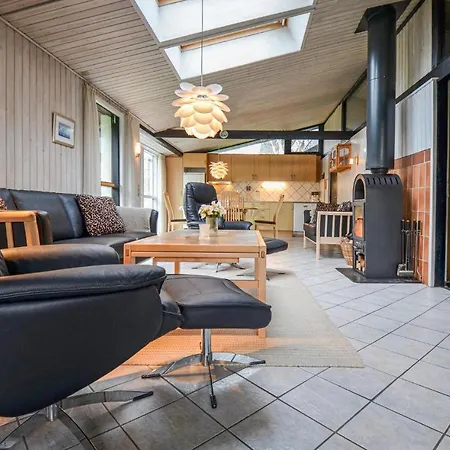 Amazing Home In Ebeltoft With Sauna Ebeltoft